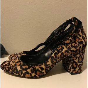 White House Black Market 8 calf hair block heel